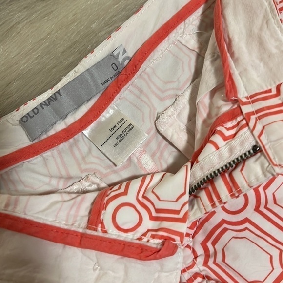 OLD NAVY White Orange Circle Square 0 Y2K Shorts Low Rise Belt Loops Pockets - Picture 4 of 10